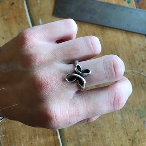 Silver James Avery ring